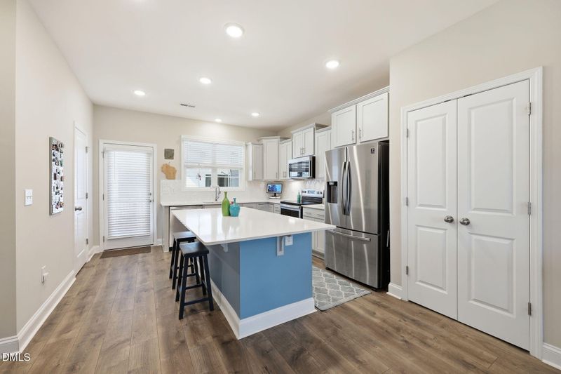 976 Gateway Commons Cir, Wake Forest, NC 27587