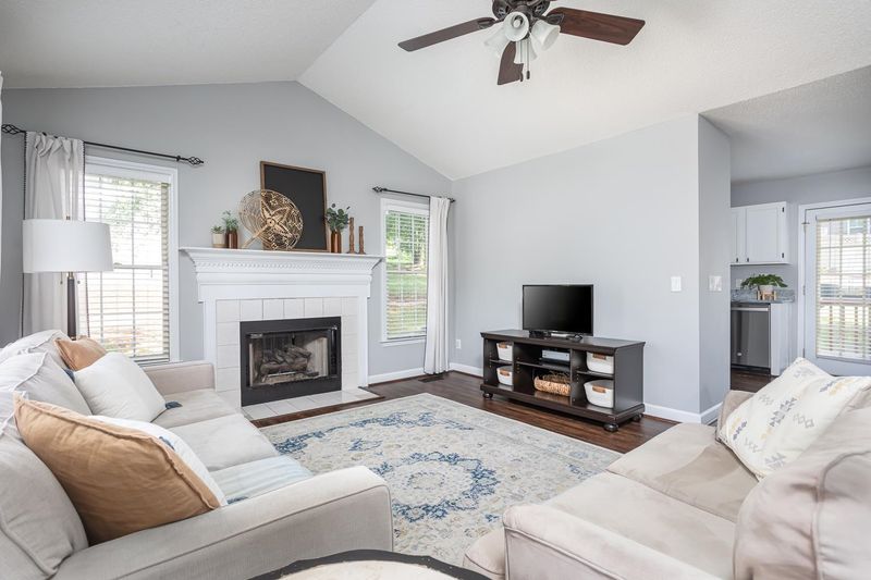 976 St Catherines Dr, Wake Forest, NC 27587