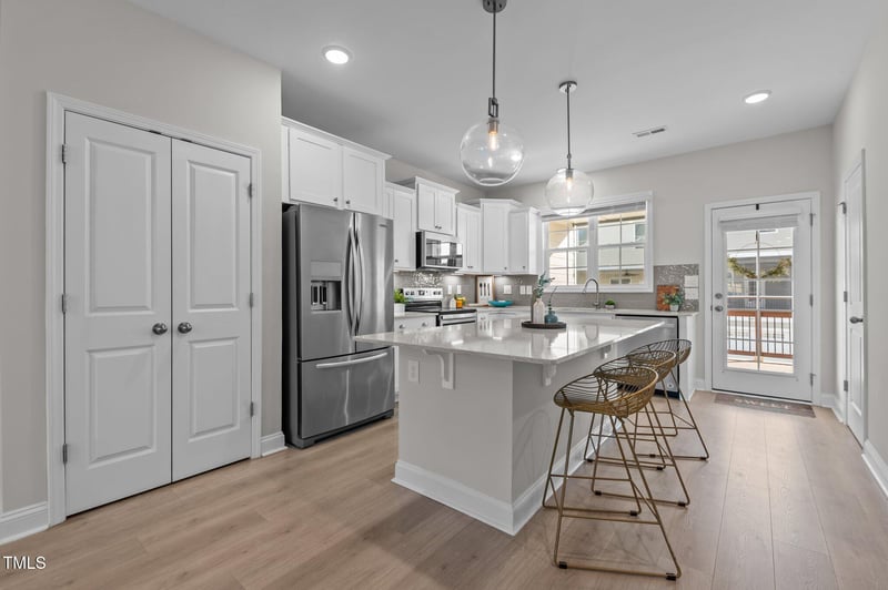 978 Gateway Commons Cir, Wake Forest, NC 27587