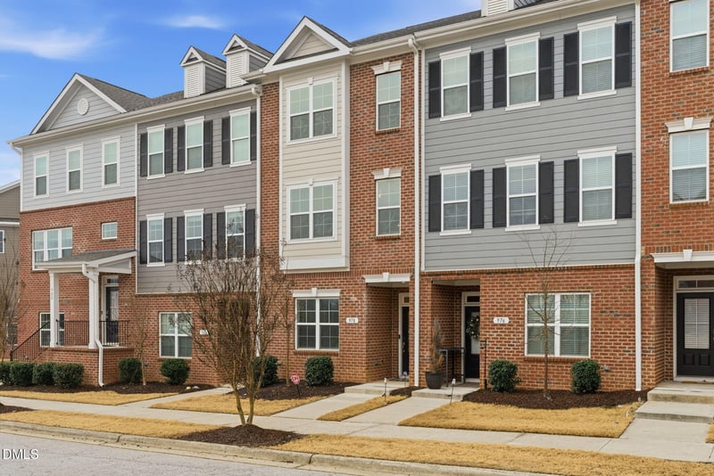 978 Gateway Commons Cir, Wake Forest, NC 27587