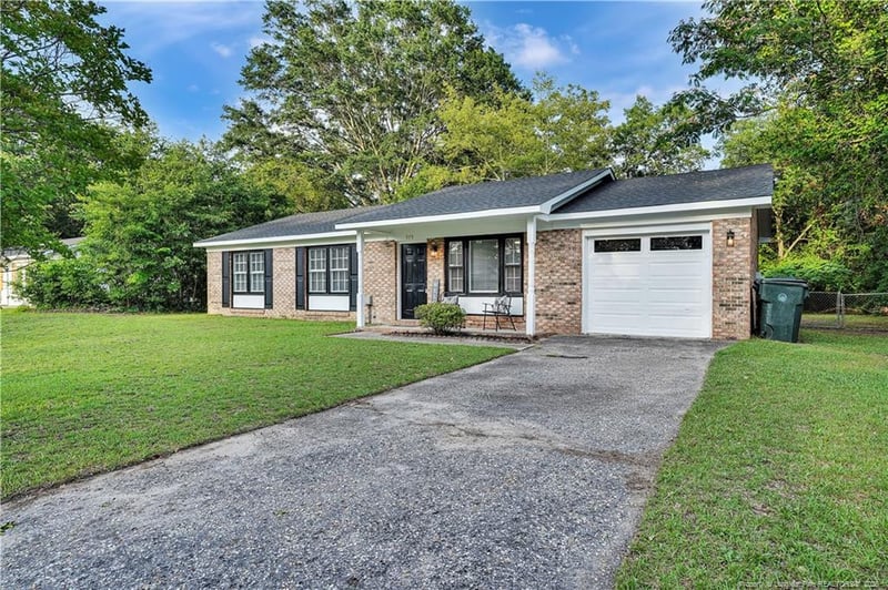 979 Lisa Ave, Fayetteville, NC 28314