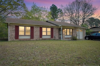 979 Lisa Ave, Fayetteville, NC 28314