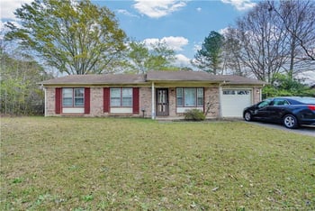 979 Lisa Ave, Fayetteville, NC 28314