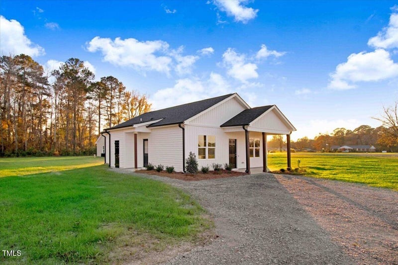 9791 Stricklands Crossroads Rd, Benson, NC 27504