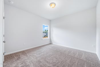 98 Chardonnay Dr, Lillington, NC 27546