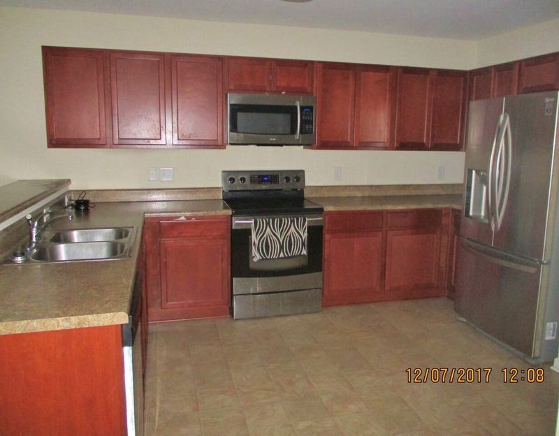 98 Dean Rd, Lillington, NC 27546