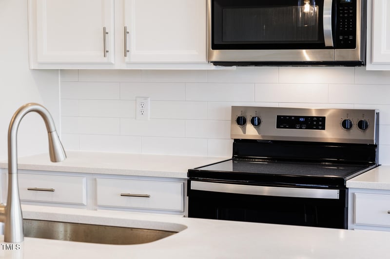 98 Gablestone Dr, Wendell, NC 27591