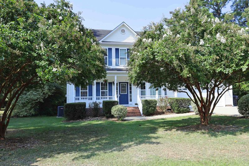98 Kendall Dr, Clayton, NC 27520