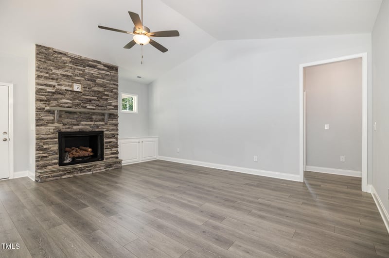 98 Laramie Ln, Selma, NC 27576