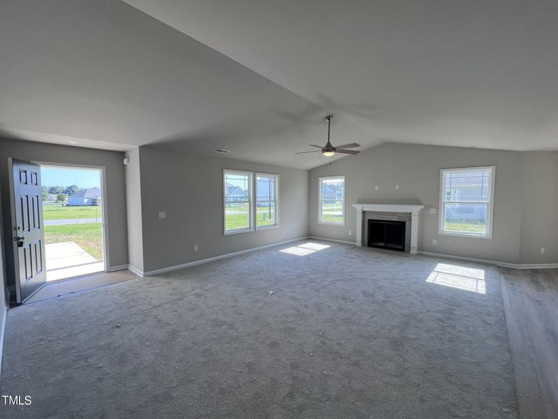 98 Lotus Ave, Smithfield, NC 27577
