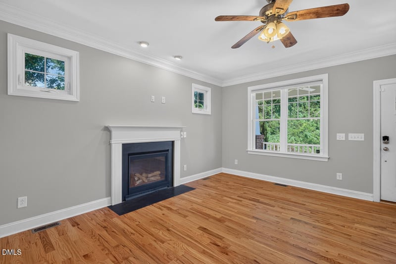 98 W Murray Ave, Durham, NC 27704