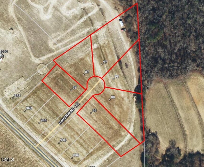 98 Ravenwind Ln, Lillington, NC 27546