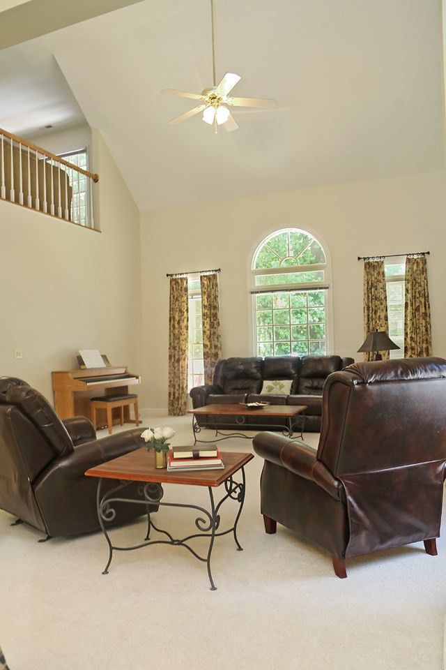 98 Ripplewater Ln, Cary, NC 27619