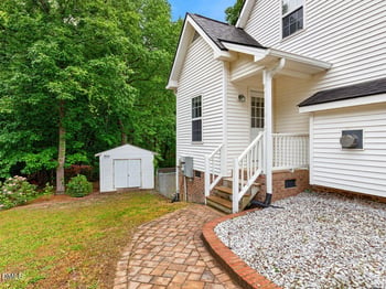 98 Starcroft Dr, Fuquay Varina, NC 27526