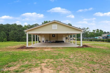 98 Woods Manor Ln, Clayton, NC 27527