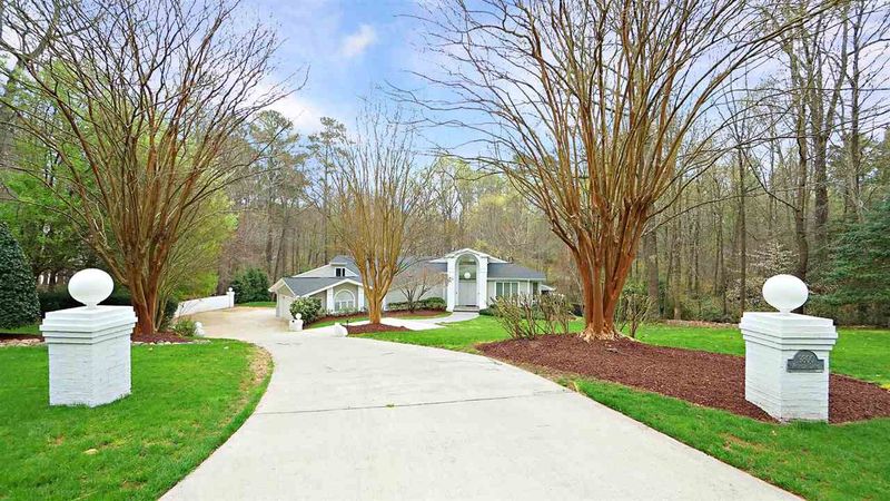 9800 Koupela Dr, Raleigh, NC 27614