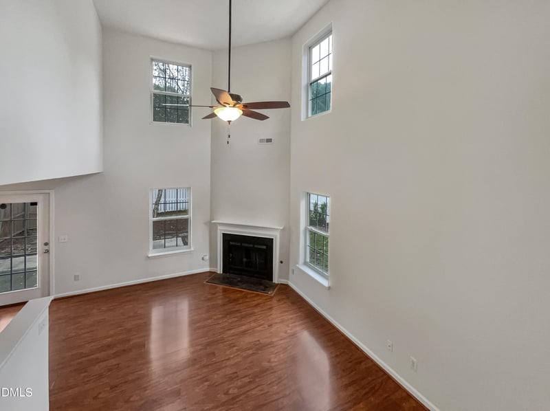 9800 Treymore Dr, Raleigh, NC 27617