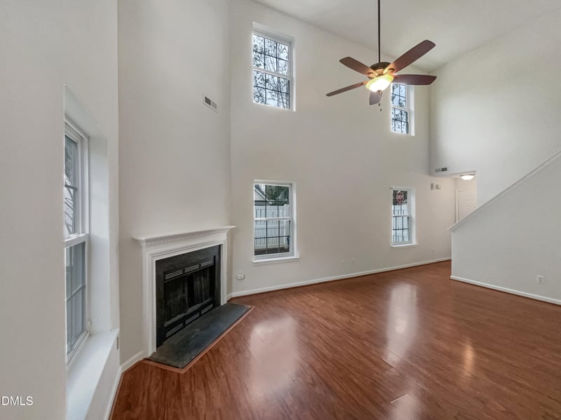 9800 Treymore Dr, Raleigh, NC 27617