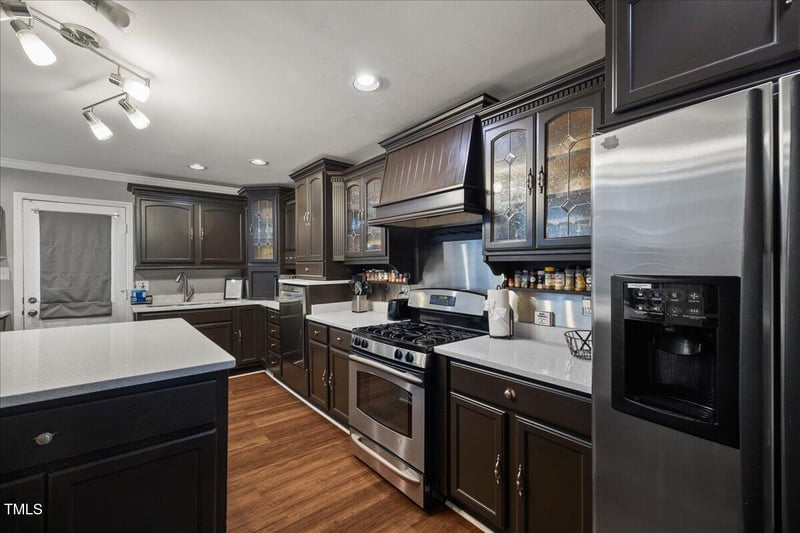9801 Honeycutt Rd, Raleigh, NC 27614