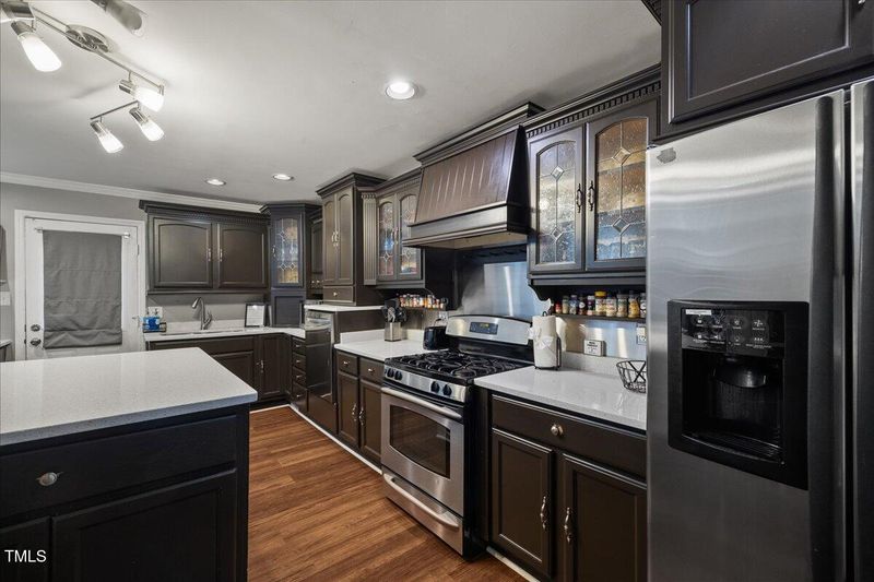 9801 Honeycutt Rd, Raleigh, NC 27614
