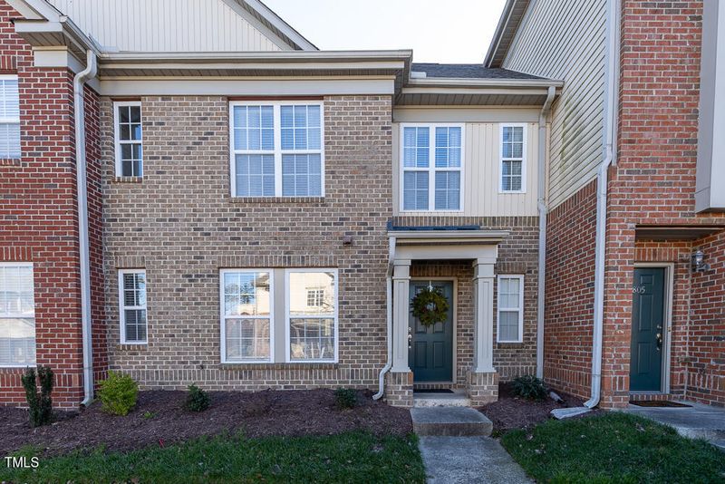 9803 Layla Ave, Raleigh, NC 27617