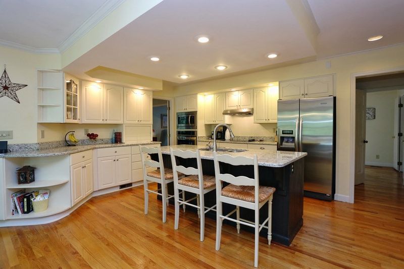 9805 Pine Meadow Ln, Raleigh, NC 27615
