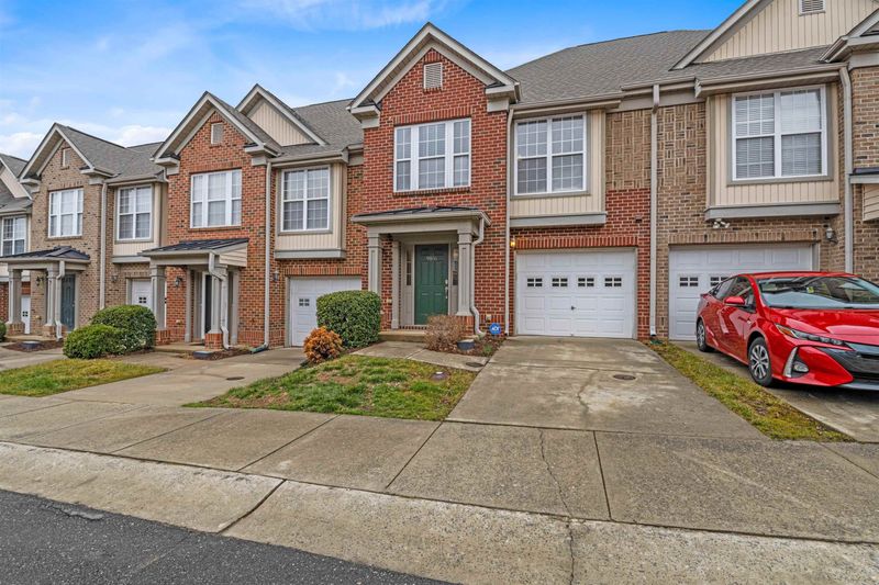 9806 Blackwell Dr, Raleigh, NC 27617