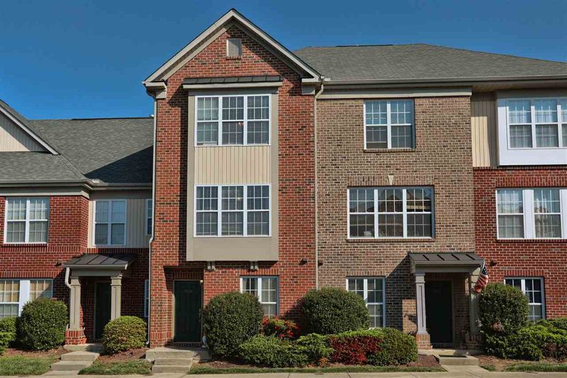 9808 Grettle Ct, Raleigh, NC 27617