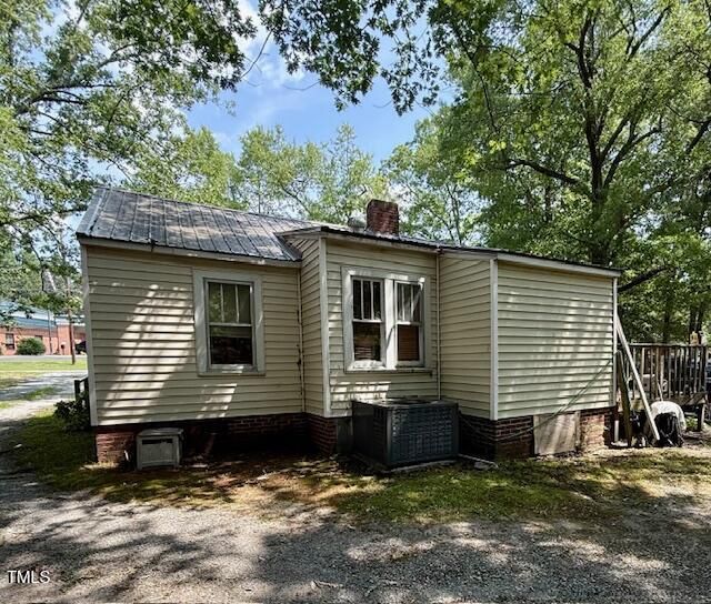 981 Leasburg Rd, Roxboro, NC 27573