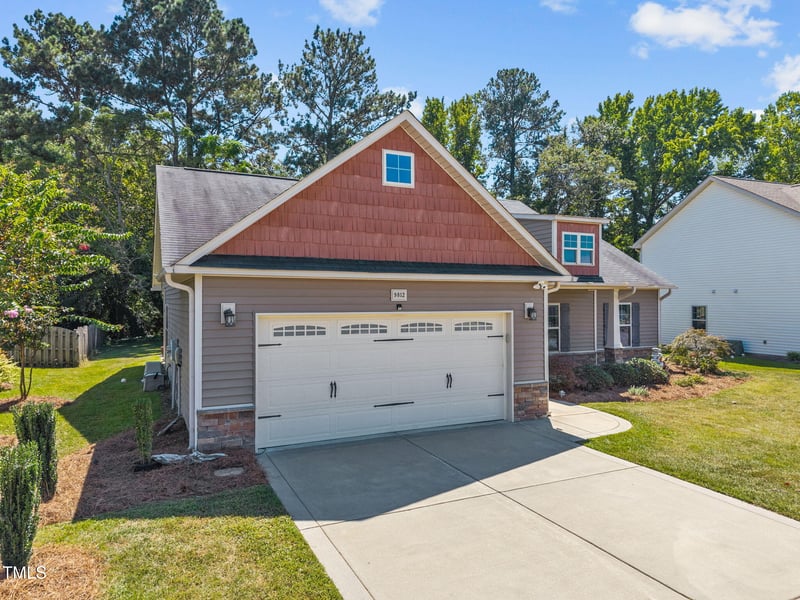 9812 Bitter Melon Dr, Angier, NC 27501