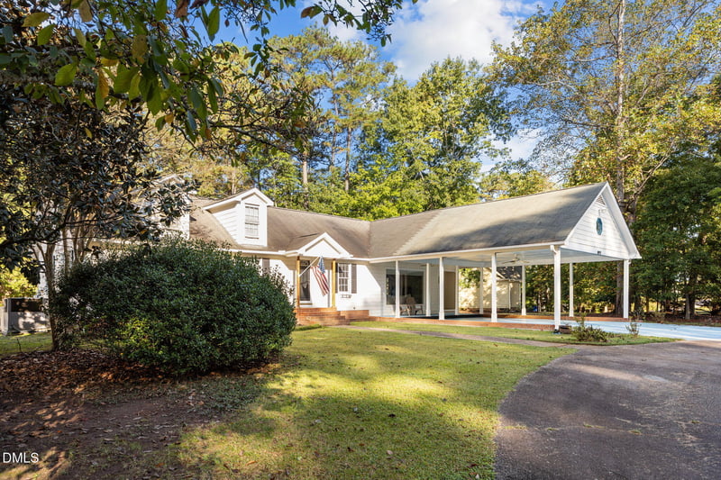 9812 Chris Dr, Raleigh, NC 27603