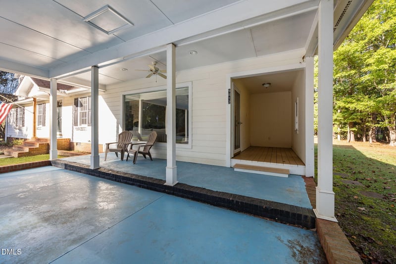9812 Chris Dr, Raleigh, NC 27603