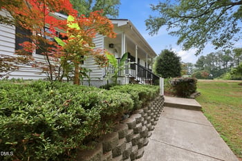 9812 Gralyn Rd, Raleigh, NC 27613
