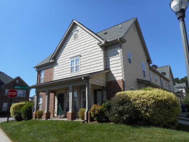 9812 Layla Ave, Raleigh, NC 27617