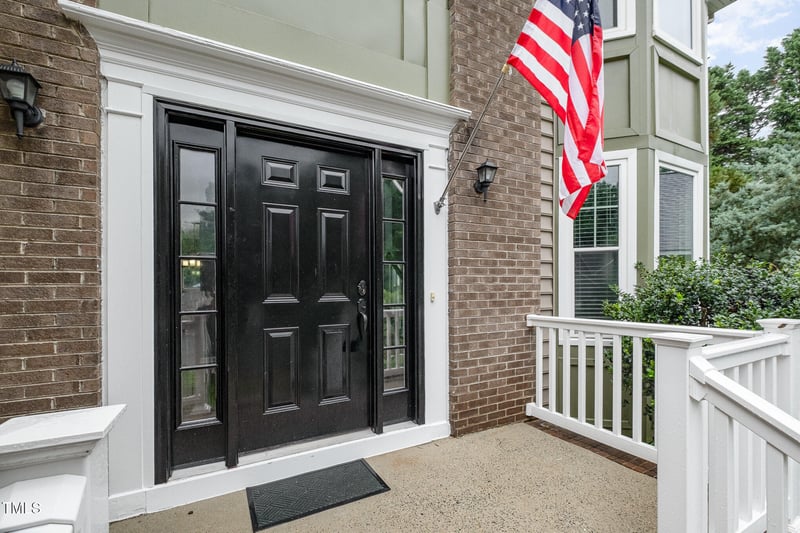 9812 Miranda Dr, Raleigh, NC 27617