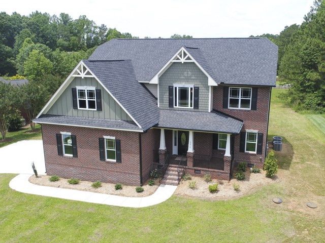 9814 Chris Dr, Raleigh, NC 27603