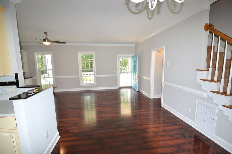 9817 Debnam Rd, Zebulon, NC 27597