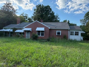 982 Castle Rock Farm Rd, Pittsboro, NC 27312