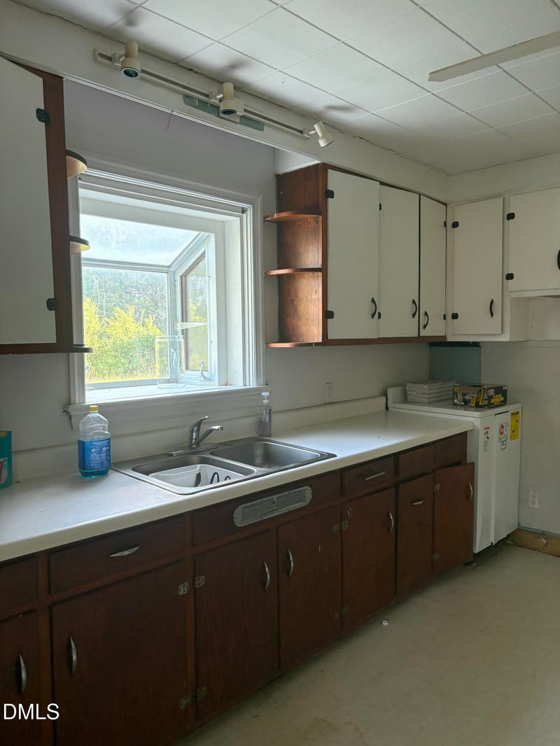 982 Castle Rock Farm Rd, Pittsboro, NC 27312
