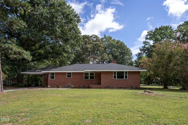 982 Nc 581 Hw, Goldsboro, NC 27530