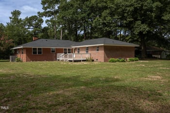 982 Nc 581 Hw, Goldsboro, NC 27530