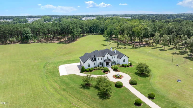 9820 Debnam Rd, Zebulon, NC 27597