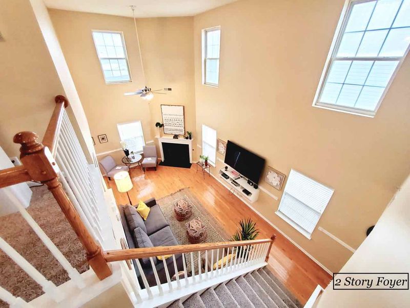 9821 Treymore Dr, Raleigh, NC 27617