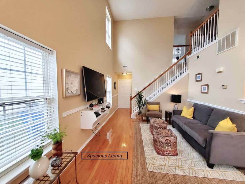 9821 Treymore Dr, Raleigh, NC 27617