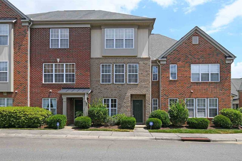 9825 Layla Ave, Raleigh, NC 27617
