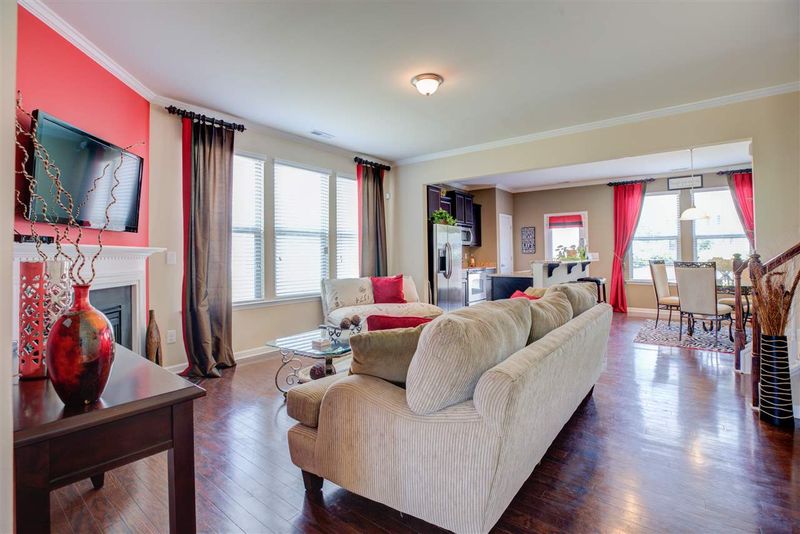 9828 Precious Stone Dr, Wake Forest, NC 27587