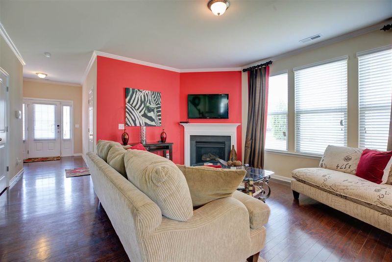 9828 Precious Stone Dr, Wake Forest, NC 27587