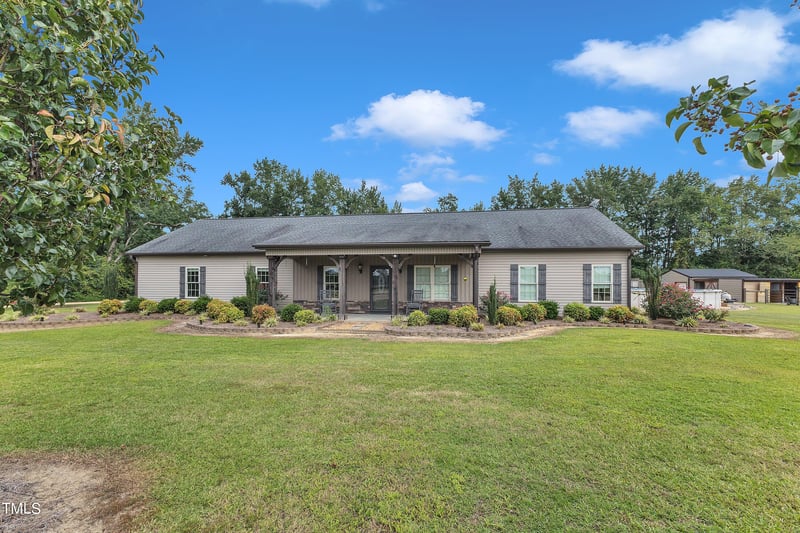983 Nc 55, Dunn, NC 28334