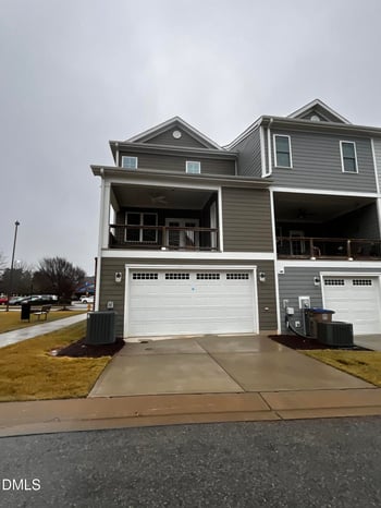 986 Gateway Commons Cir, Wake Forest, NC 27587