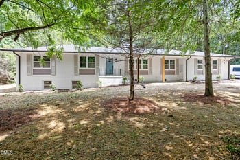 988 Nc 87 , Pittsboro, NC 27312